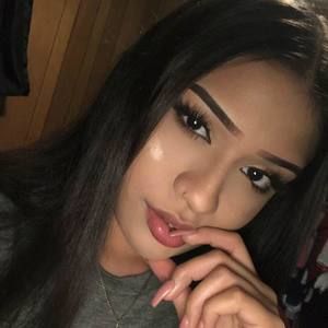 Meet your Posher, Lizet